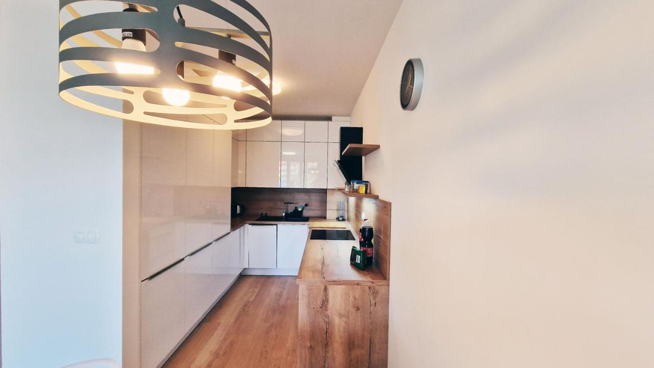 Luxo 2 Room Apartments By Bratislavatrip Bagian luar foto