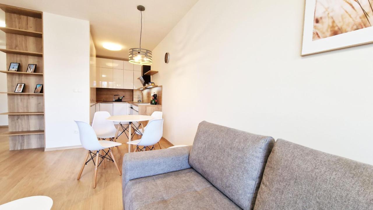 Luxo 2 Room Apartments By Bratislavatrip Bagian luar foto